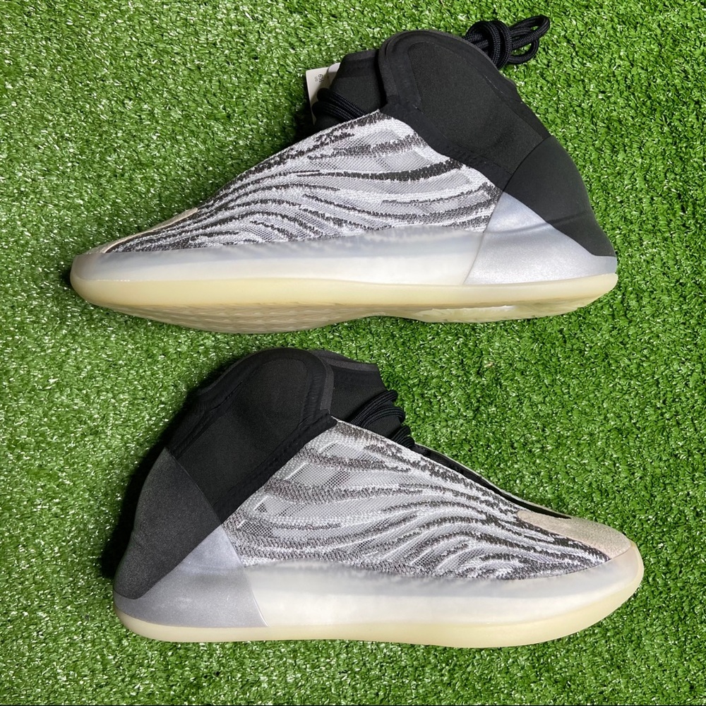 Adidas Yeezy Quantum